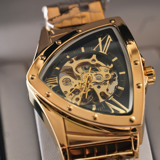 Reloj Triangular luxury
