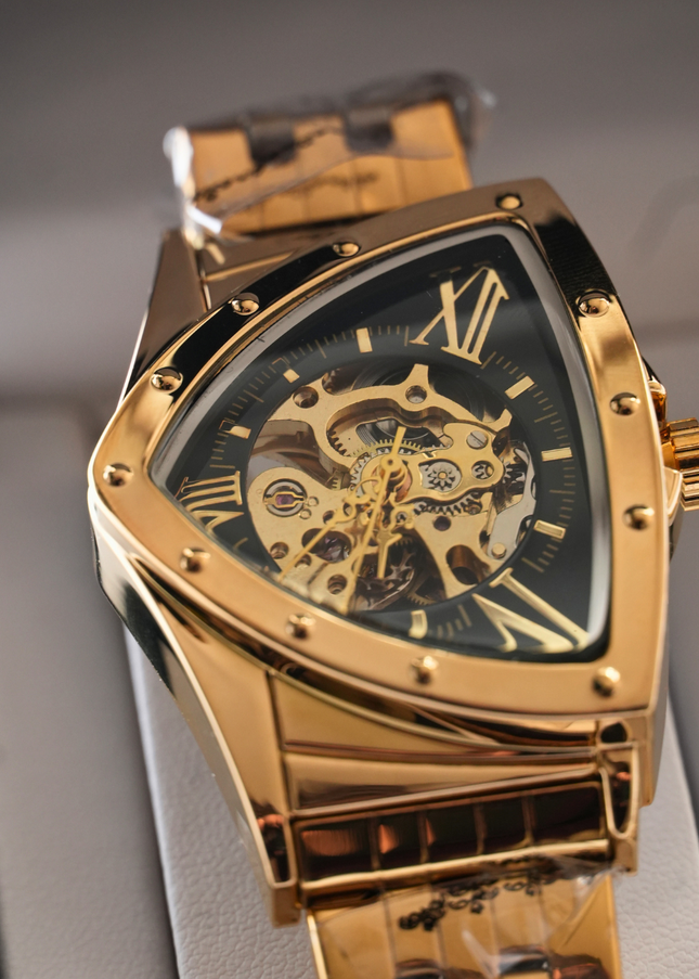 Reloj Triangular luxury